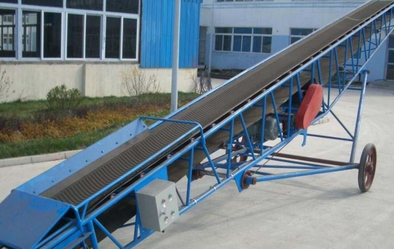 帶式輸送機(jī)都有哪些部分組成？